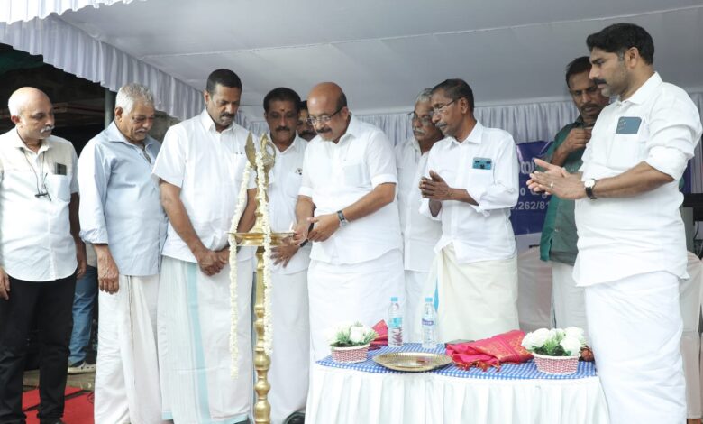 കേരളാ വ്യാപാരി വ്യവസായി ഏകോപന സമിതി അത്തിക്കയം യൂണിറ്റിൻ്റെ നേതൃത്വത്തിൽ  ഓണം ഫെസ്റ്റ് സമ്മാന കൂപ്പൺ വിതരണവും