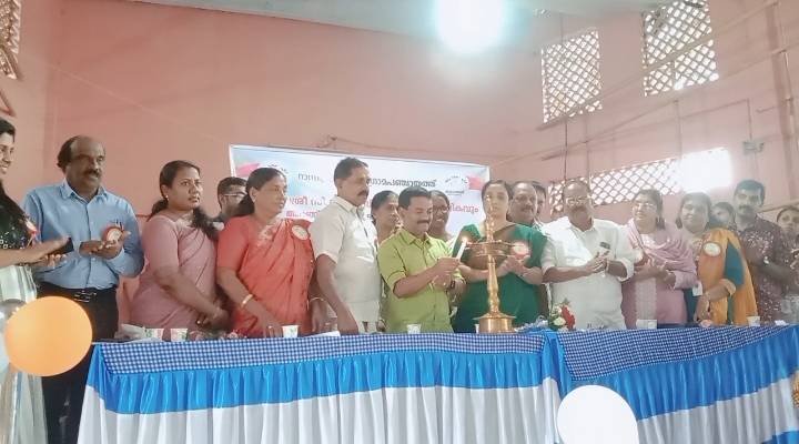 കുടുംബശ്രീ  വാർഷികവും കലാകാരികൾക്കുള്ള ആദരവും റാന്നി അങ്ങാടിപി ജെ.റ്റി ഹാളിൽ നടന്നു