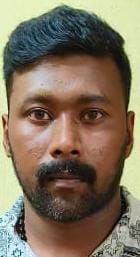 പത്തനംതിട്ട പെരുനാട്ടിലെ പോക്സോ കേസിലെ പ്രതി കോടതിയിൽ കീഴടങ്ങി