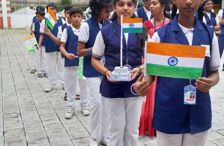 നിർമ്മൽ ജ്യോതിപബ്ലിക് സ്കൂൾ ആൻഡ് ജൂനിയർ കോളേജ് സ്വാതന്ത്ര്യദിനംആഘോഷിച്ചു.