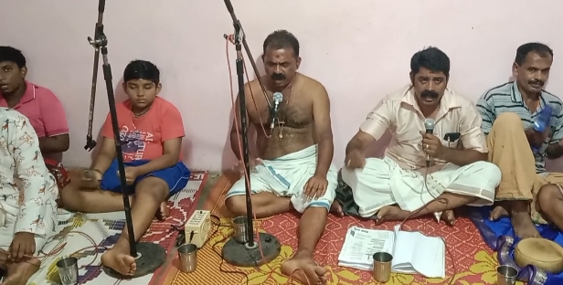 റാന്നി ചെറുകുളഞ്ഞി ശ്രീദേവി ഭജ സമതിയുടെ രാമായണ പാരായണ സമാപനദിനത്തിൽ നടന്നഭജന