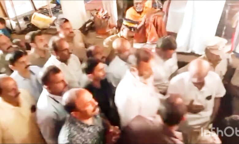 ആറന്മുള പാർത്ഥസാരഥി ക്ഷേത്രത്തിൽഅഷ്ടമിരോഹിണി വള്ളസദ്യക്ക് കേന്ദ്രമന്ത്രി സുരേഷ് ഗോപിയെത്തി