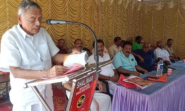 പത്തനംതിട്ടറാന്നി തോട്ടമൺ തെക്ക് എൻഎസ്എസ് കരയോഗത്തിൻ്റെ നവീകരിച്ച കരയോഗ ഹാളിൻ്റെ ഉദ്ഘാടനവും, ആചാര്യൻ ൻ്റെ പൂർണ്ണകായ പ്രതിമ അനാഛാദനവും നടന്നു