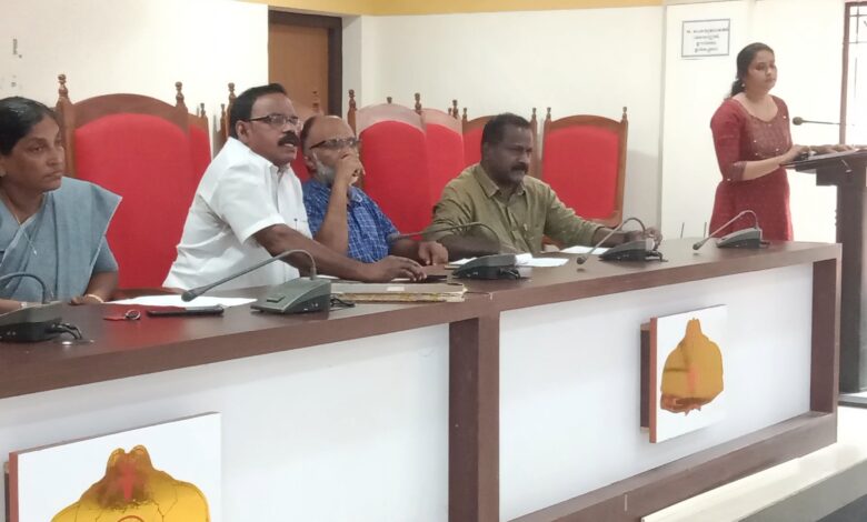 റാന്നി പഴവങ്ങാടി കരികുളത്ത് കുടിവെള്ളക്ഷാമം; താലൂക്ക്‌ വികസന സമതിയോഗത്തിൽ വാട്ടർ അതോർട്ടിക്കെതിരെ പരാതി