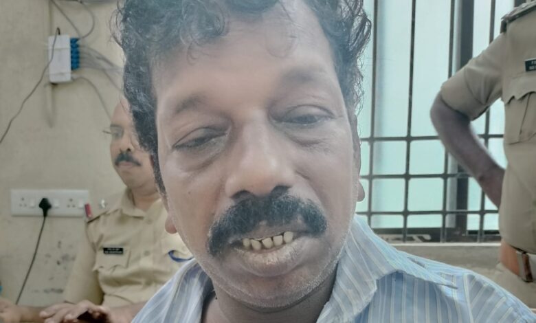 പത്തനംതിട്ടയിൽ പെരുംകള്ളനെ തന്ത്രപരമായി വലയിലാക്കി  ഏനാത്ത് പന്തളം പോലീസ് സംയുക്തസംഘം