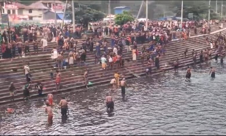 ശബരിമലതീർത്ഥാടനകാലത്ത്മാളികപ്പുറങ്ങൾക്ക് പമ്പയിൽ സ്നാത്തിനും വസ്ത്രം മാറുന്നതിനും സൗകര്യം ഒരുക്കണം: അയ്യപ്പസേവാസംഘം