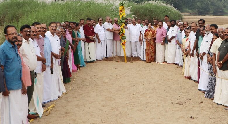 ചെറുകോൽപുഴ ഹിന്ദുമത പരിഷത്തിന് വേദി ഒരുക്കുന്ന പമ്പാ മണൽപുറത്തു പന്തൽ കാൽനാട്ടു കർമ്മം നടന്നു.