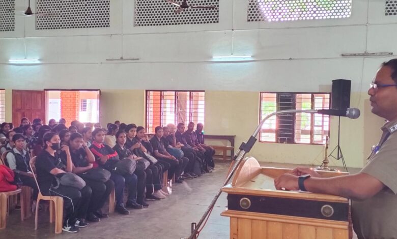 ജനമൈത്രി പോലീസ് പദ്ധതിയുടെ ഭാഗമായി “ജ്വാല – 03” എന്ന പേരിൽ  സ്വയം പ്രതിരോധപരിശീലനം നൽകി