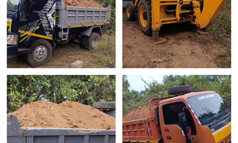 അനധികൃത പച്ചമണ്ണ് ഖനനം : 3 ടിപ്പറുകളും ഒരു മണ്ണുമാന്തി യന്ത്രവും പോലീസ് പിടിച്ചെടുത്തു