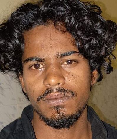 പമ്പ പോലീസ് കണ്ട്രോൾ റൂമിനു മുന്നിലെ സി സി ടി വി കല്ലെറിഞ്ഞു കേടുപാട് വരുത്തിയയാൾ പിടിയിൽ