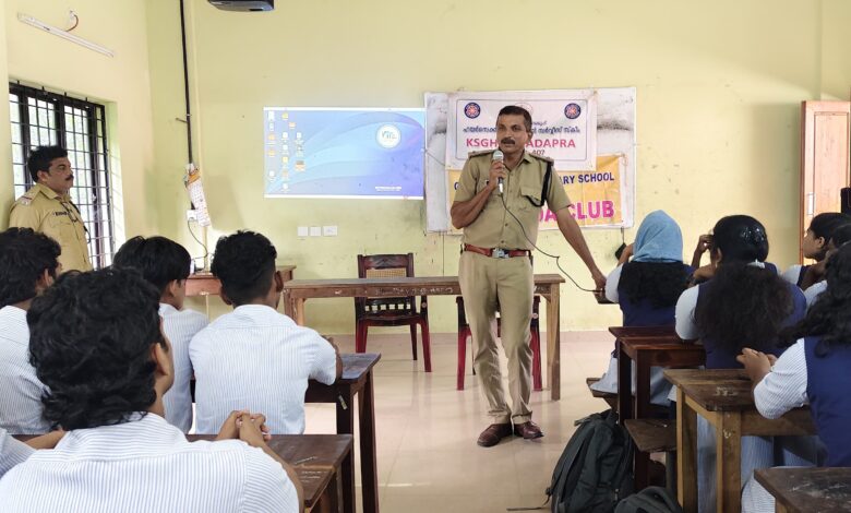 വിവിധ വിഷയങ്ങളിൽ ഇന്നും സ്കൂൾ വിദ്യാർത്ഥികൾക്ക് ബോധവൽക്കരണക്ലാസുകൾ നടത്തി