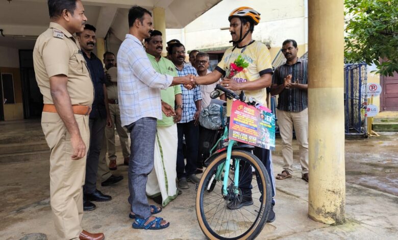 ലഹരിക്കെതിരെ സന്ദേശവുമായി സൈക്കിളിൽ കേരളം ചുറ്റി സബ് ഇൻസ്‌പെക്ടർ ഷാജഹാൻ