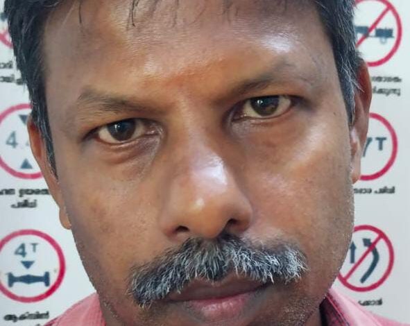 ട്രാഫിക്നിയമ ലംഘനത്തിന്റെ ചിത്രം പകർത്തിയ പോലീസ് ഉദ്യോഗസ്ഥനെതിരെ ഭീഷണിയും അസഭ്യവർഷവും നടത്തിയ ടിപ്പർ ഡ്രൈവർ അറസ്റ്റിലായി