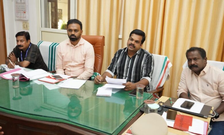 ചെങ്കളം ക്വാറി ഉടമയ്ക്കെതിരെ കൂടുതല്‍ വകുപ്പുകള്‍ ചുമത്തുന്നത് പരിശോധിക്കാന്‍ പോലീസിനോട് എംഎല്‍എ