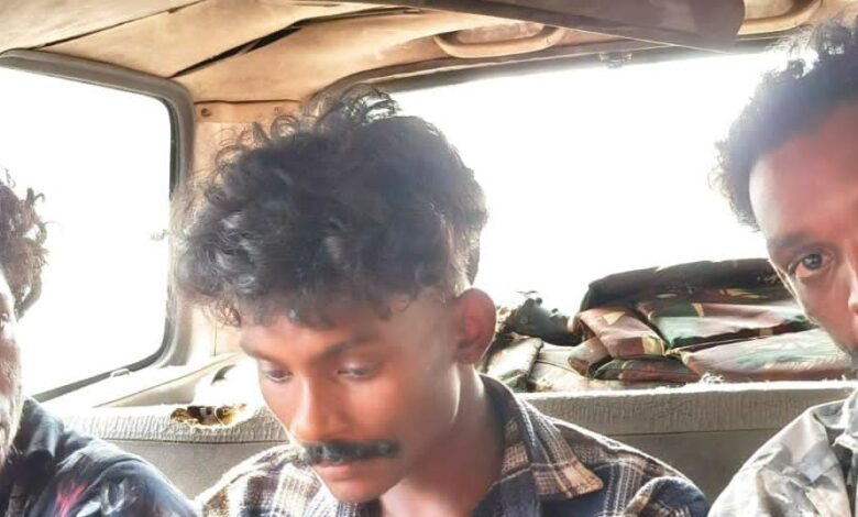 ബസ്സ്റ്റാൻഡിൽ അടികലശൽ കൂടിയ മൂന്ന് യുവാക്കൾ പോലീസ് പിടിയിലായി