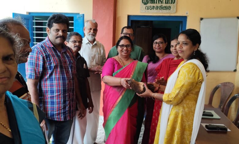 വാര്‍ഷിക പദ്ധതി പ്രകാരം  വടശേരിക്കര ഗ്രാമപഞ്ചായത്ത് കൃഷിഭവനില്‍ നിന്നും വാഴവിത്തുകള്‍ വിതരണം ചെയ്തു