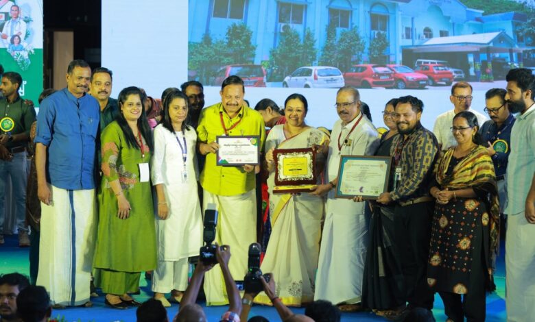 പത്തനംതിട്ട ജില്ലാ പഞ്ചായത്തിന് ആര്‍ദ്ര കേരളം പുരസ്‌കാരം
