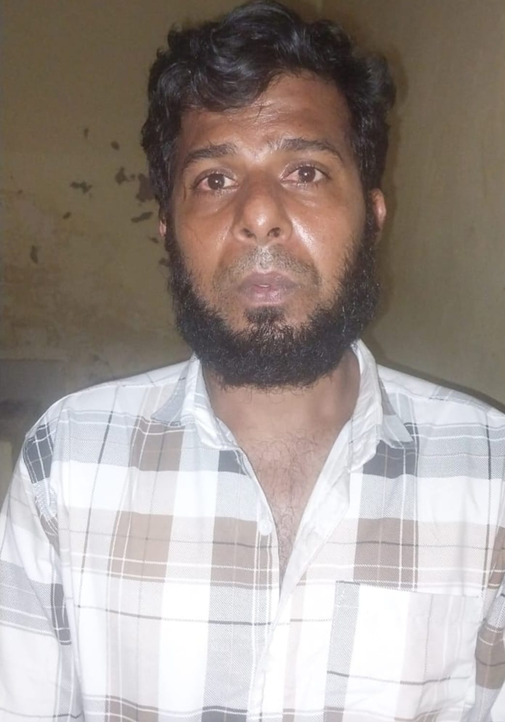 വഴിയാത്രക്കാരനെ ആക്രമിച്ച് മൊബൈലും പണവും കവർച്ച ചെയ്ത 		കേസിൽ ഒന്നാം പ്രതി പോലീസ് പിടിയിലായി