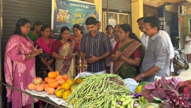 റാന്നി നാറാണംമൂഴിയിൽ കുടുംബശ്രീ വിഷു വിപണനമേളപഞ്ചായത്ത് പ്രസിഡന്റ് സുനിൽകുമാർ ഉദ്ഘാടനം നിർവഹിച്ചു