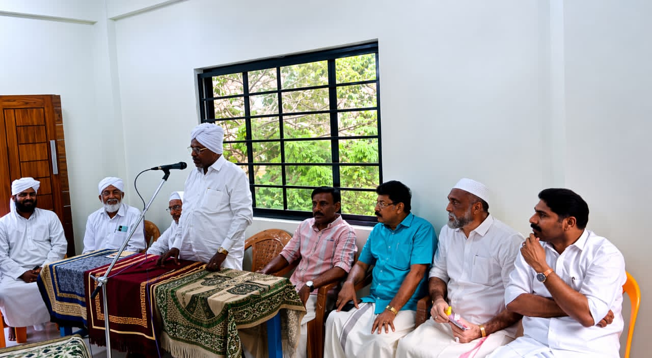 ലോകത്തിനും രാജ്യത്തിനുംസമൂഹത്തിനും വെളിച്ചം പകരുന്ന പവർ ഹൗസുകളാണ് മദ് റസകൾ  തൊടിയൂർ മുഹമ്മദ് കുഞ്ഞ് മൗലവി