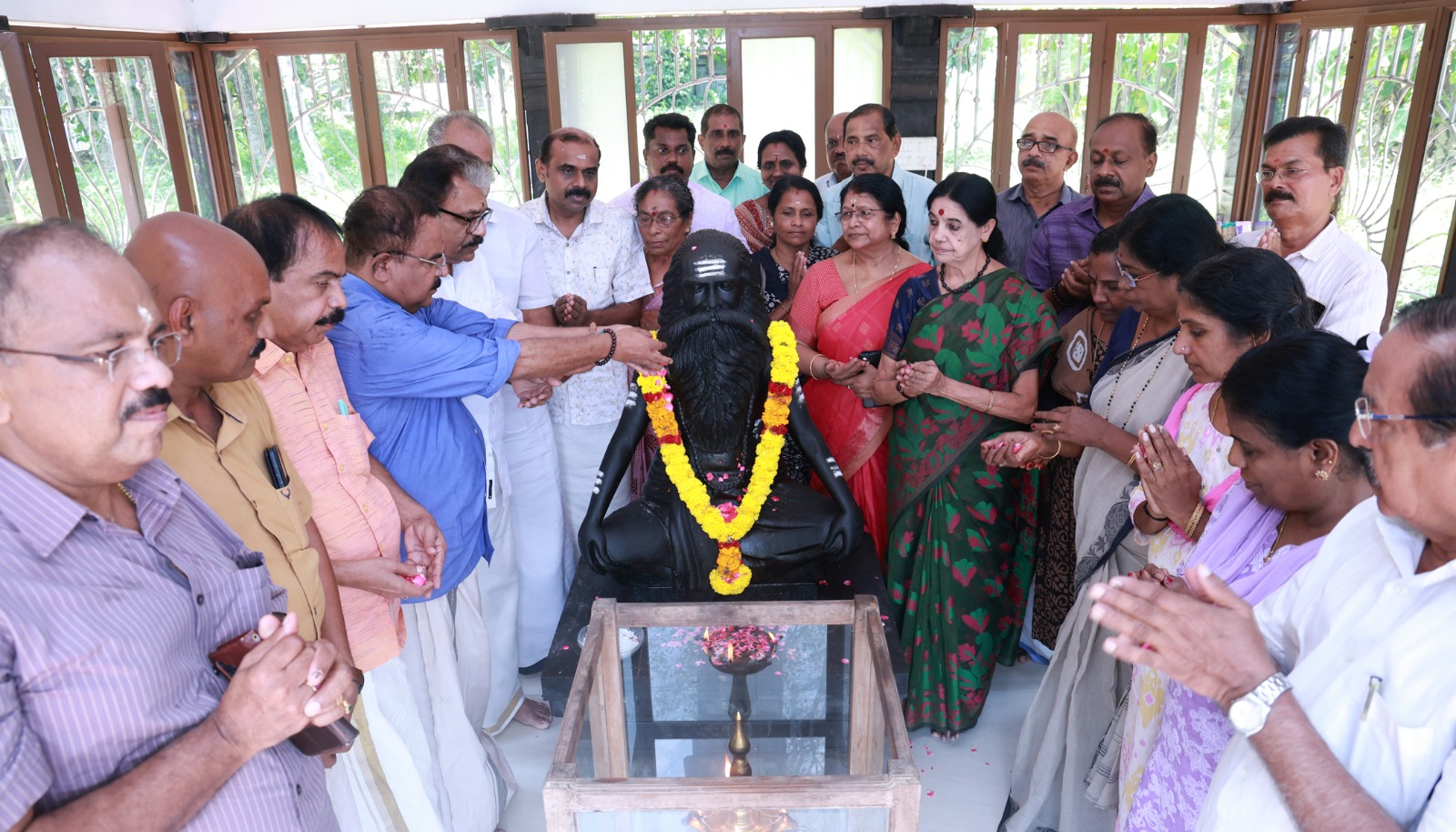 വിദ്യാധിരാജ ചട്ടമ്പി സ്വാമി സമാധി ദിനാചരണം ചെറുകോൽപ്പുഴയിൽ ഭക്തിസാന്ദ്രമായി നടന്നു